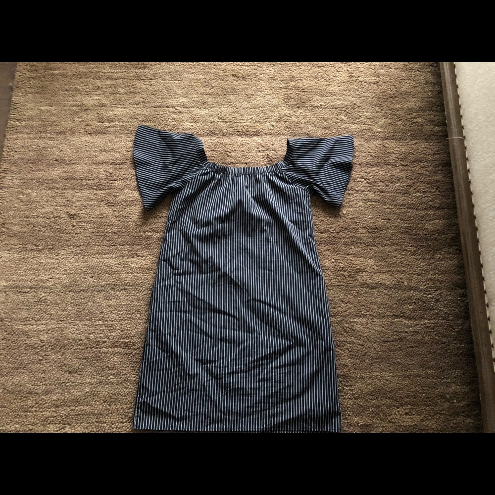 Banana Republic off the shoulder dress.